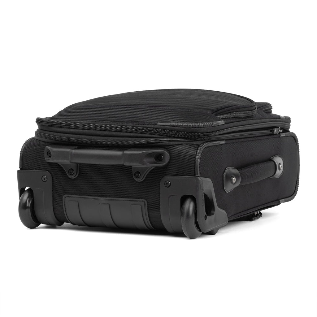 FlightCrew™ 5 Slim Expandable Cabin Rollaboard®