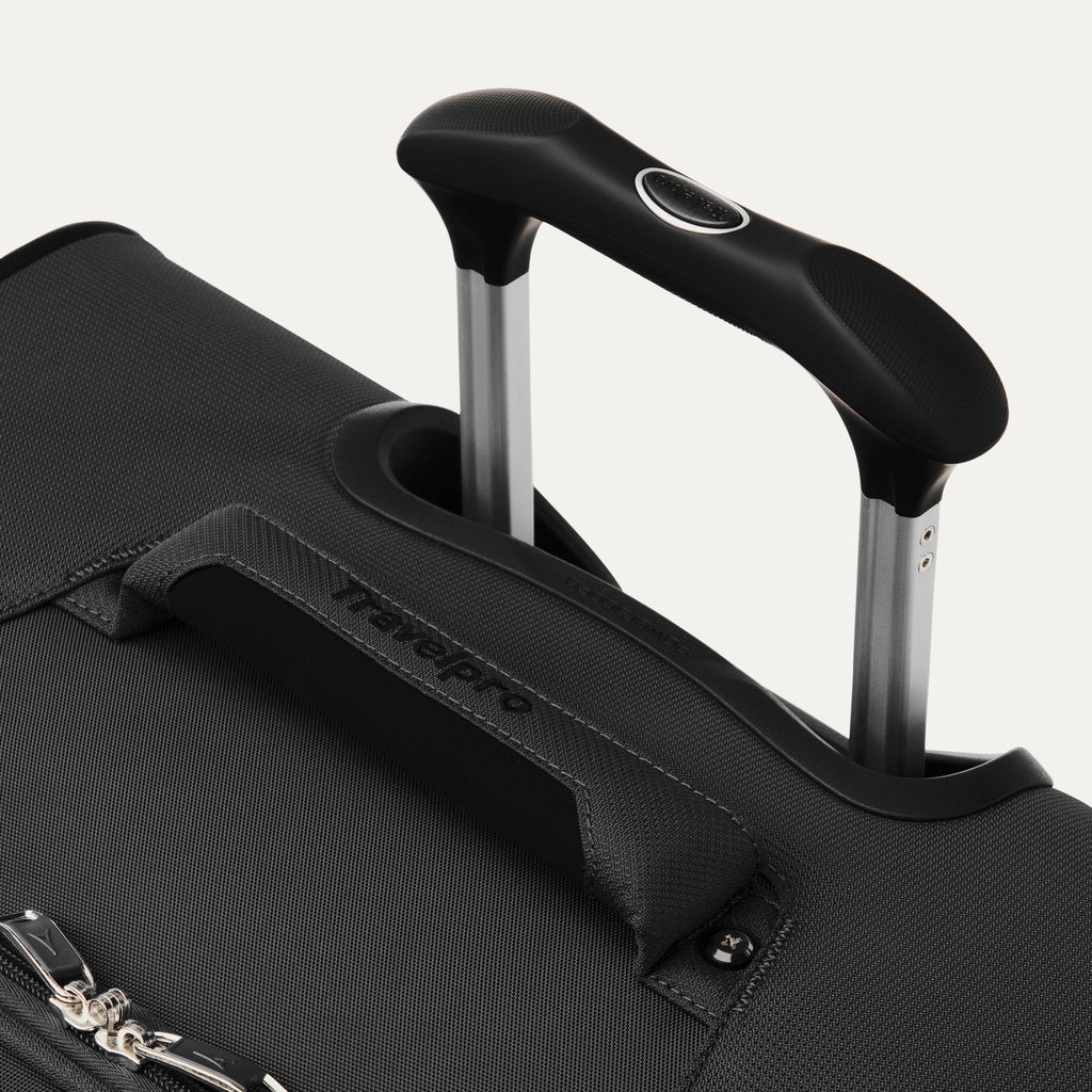 Maxlite® 5 Medium Expandable Soft Shell Spinner 69cm (69 x 47 x 29 cm)
