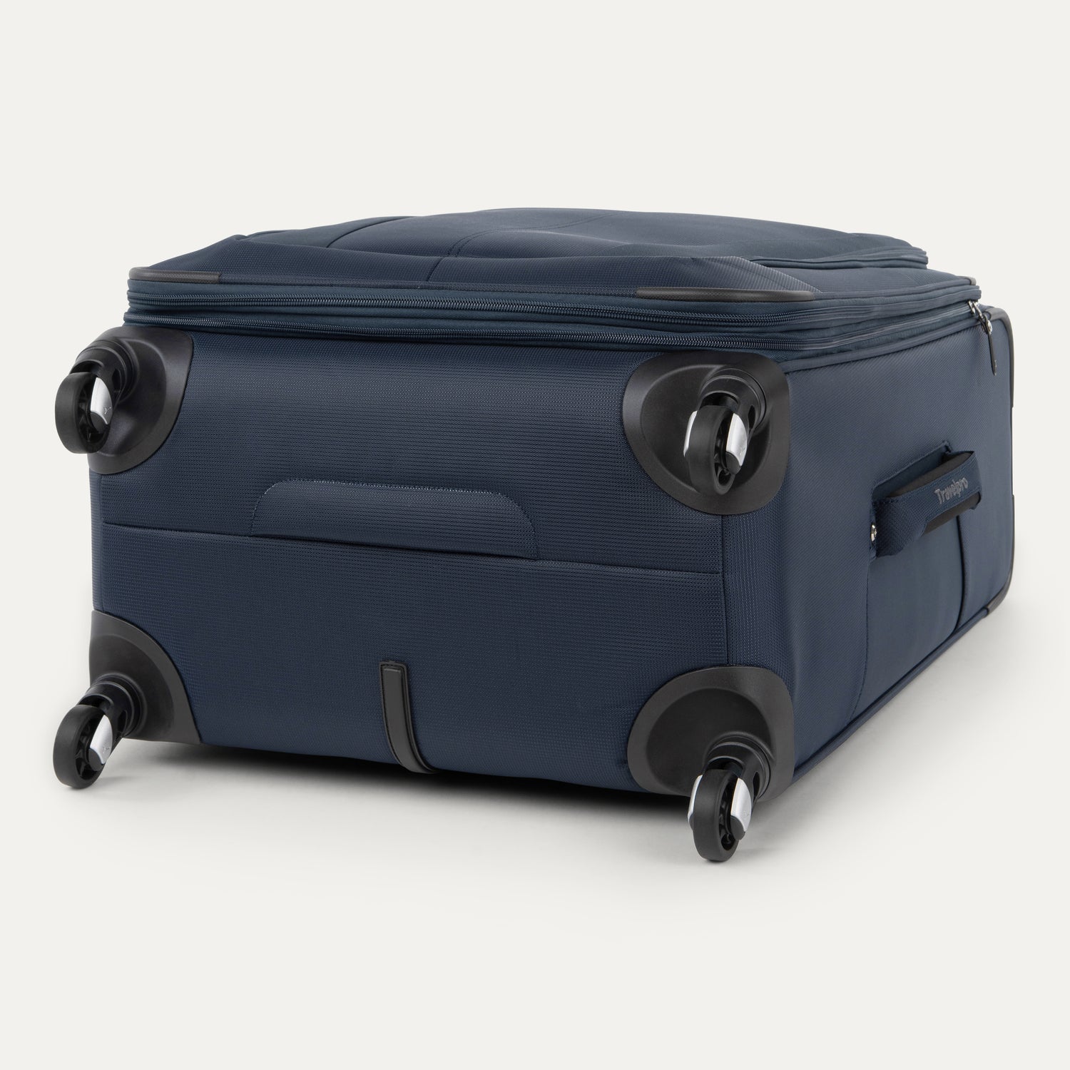 Maxlite® 5 Medium Expandable Soft Shell Spinner 69cm (69 x 47 x 29 cm)