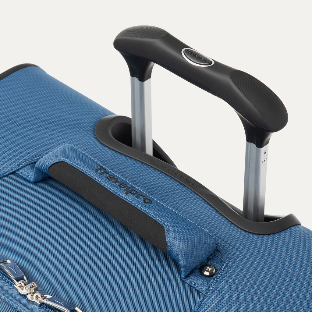Maxlite® 5 Medium Expandable Soft Shell Spinner 69cm (69 x 47 x 29 cm)