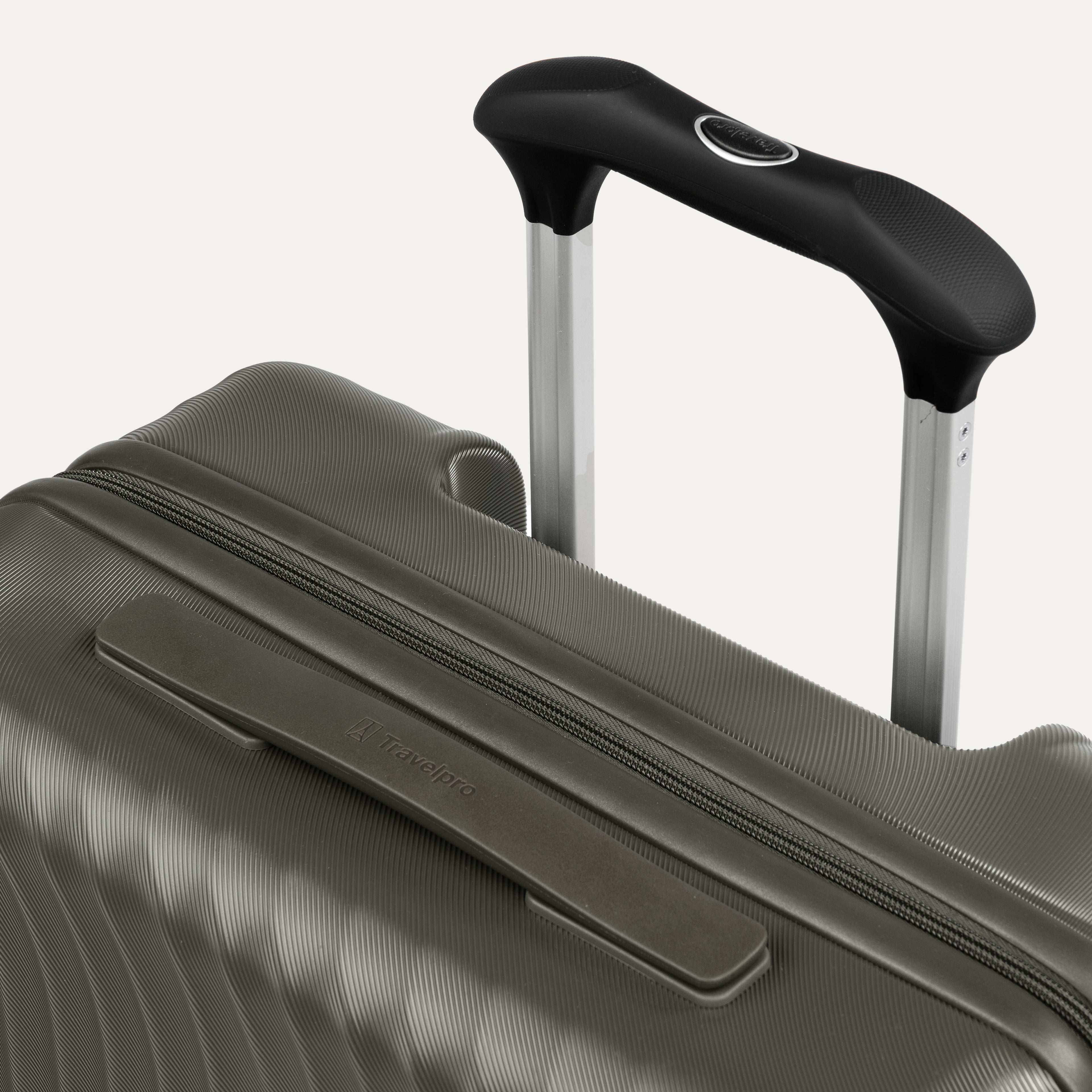 Maxlite® Air Slim Cabin Hard Shell Spinner 55cm (55 x 40 x 20 cm)