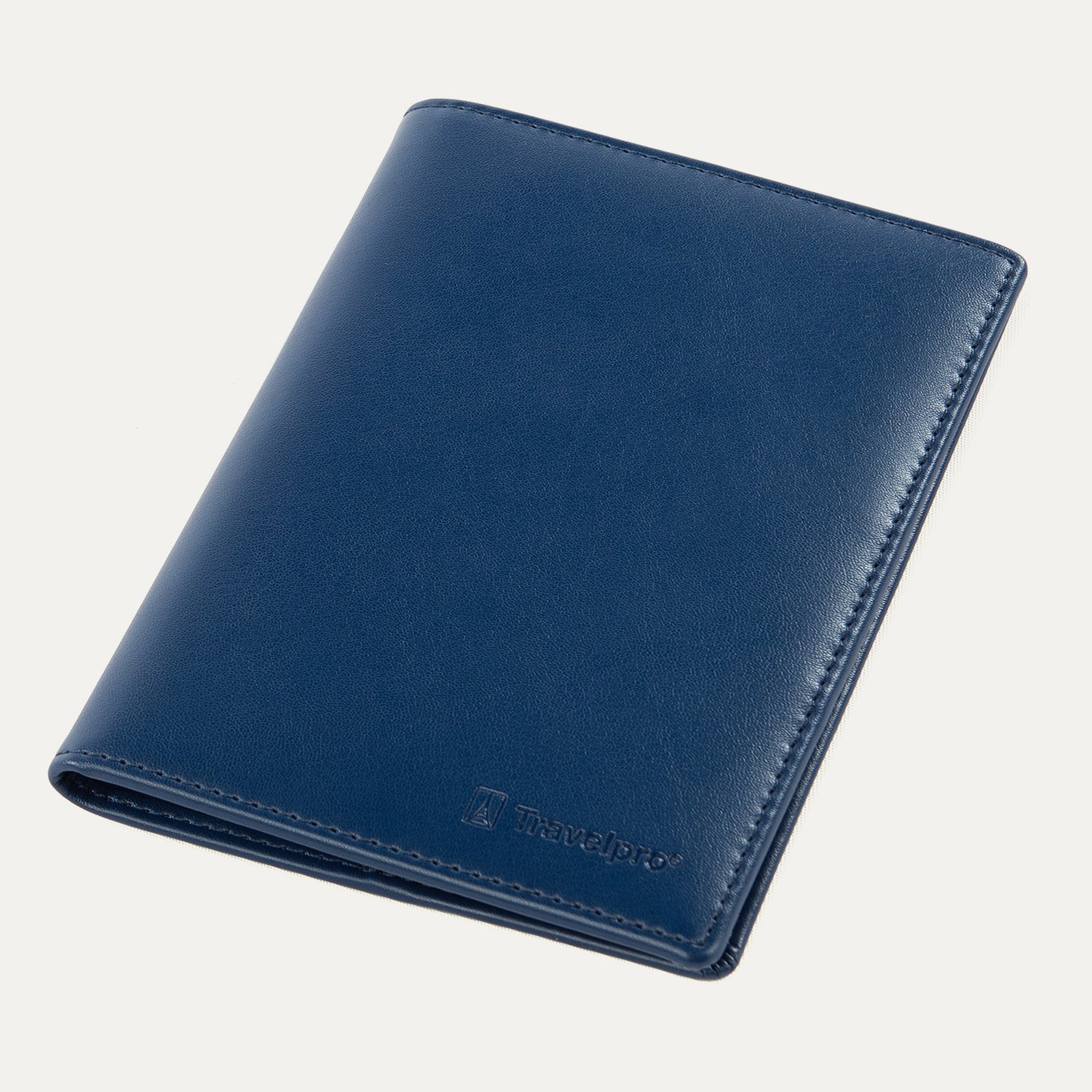 Travelpro® Essentials™ Reisepasshülle aus Leder