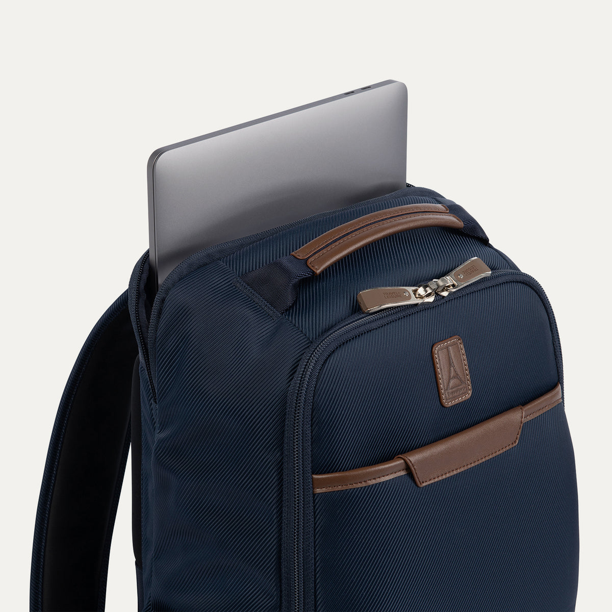Travelpro® x Travel + Leisure® Slim Backpack (40  x 30 x 15 cm)