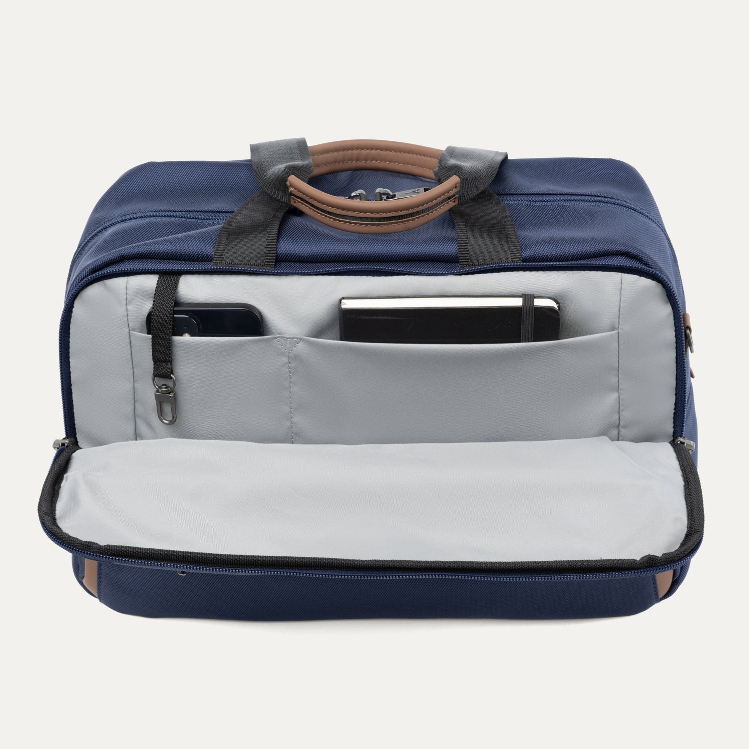 Crew™ Classic UnderSeat Tote 25cm (25 x 41 x 23 cm)