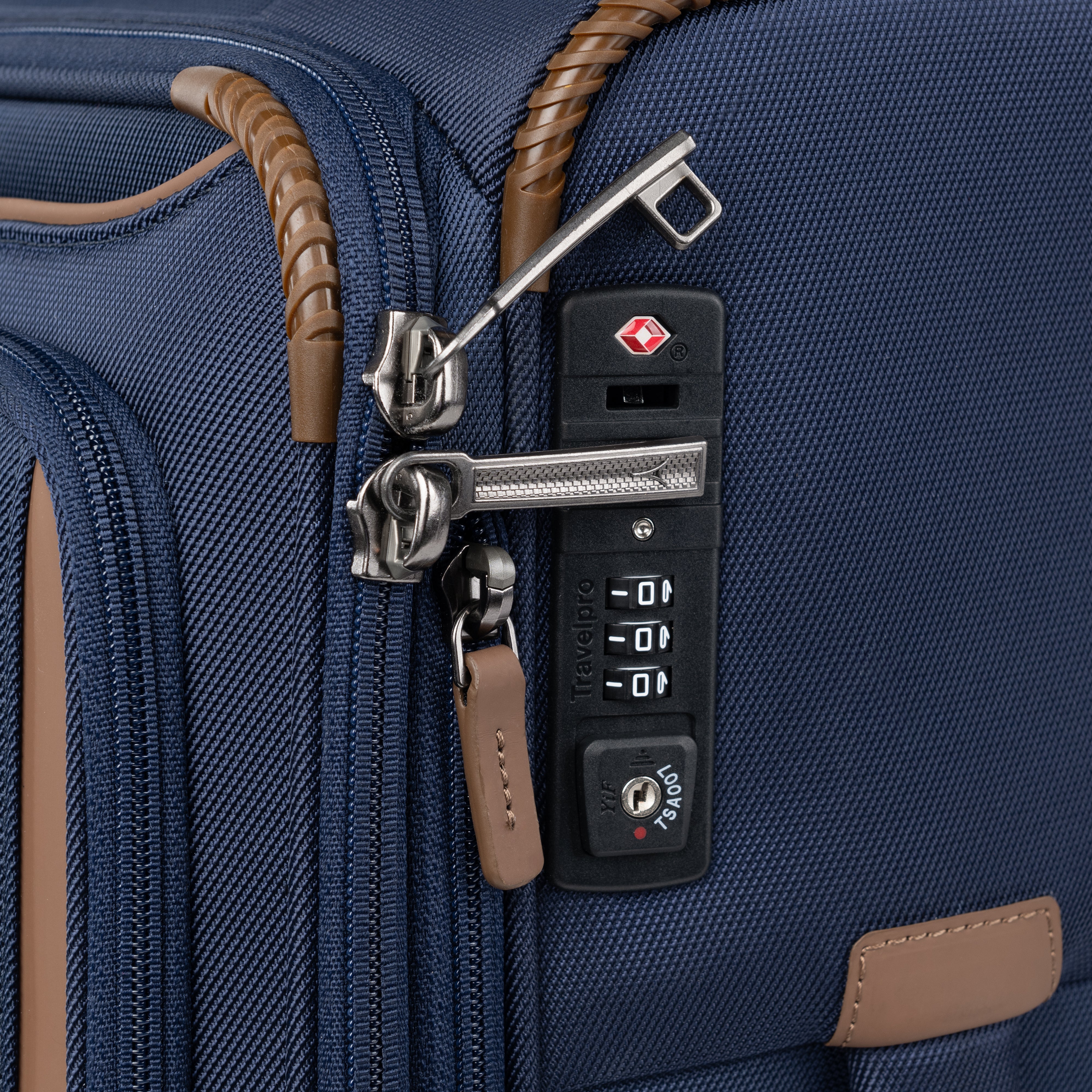 Crew™ Classic Compact Carry-On Expandable Spinner