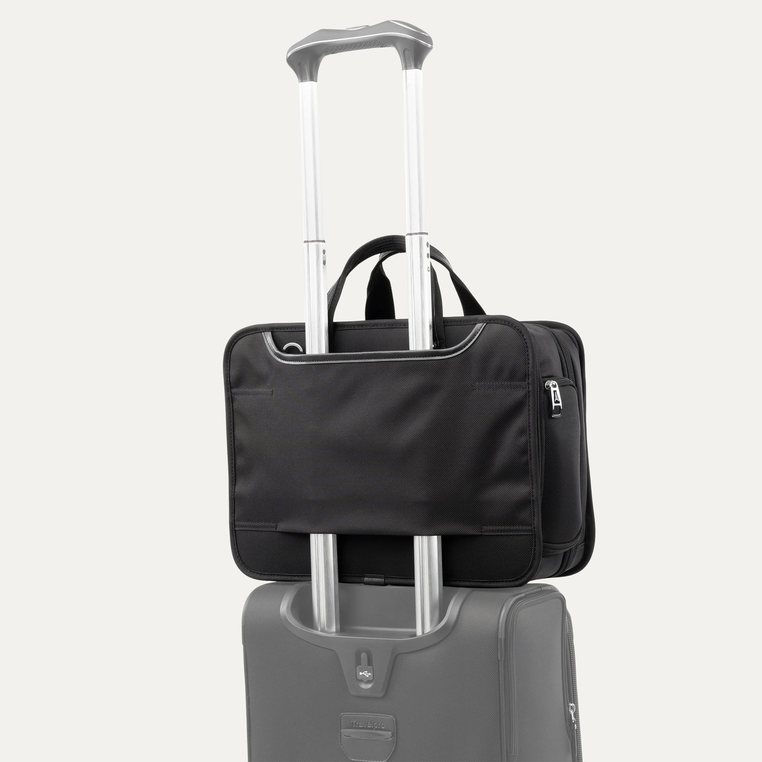 Platinum® Elite Expandable Business Brief (33 x 40,6 x 21 cm)