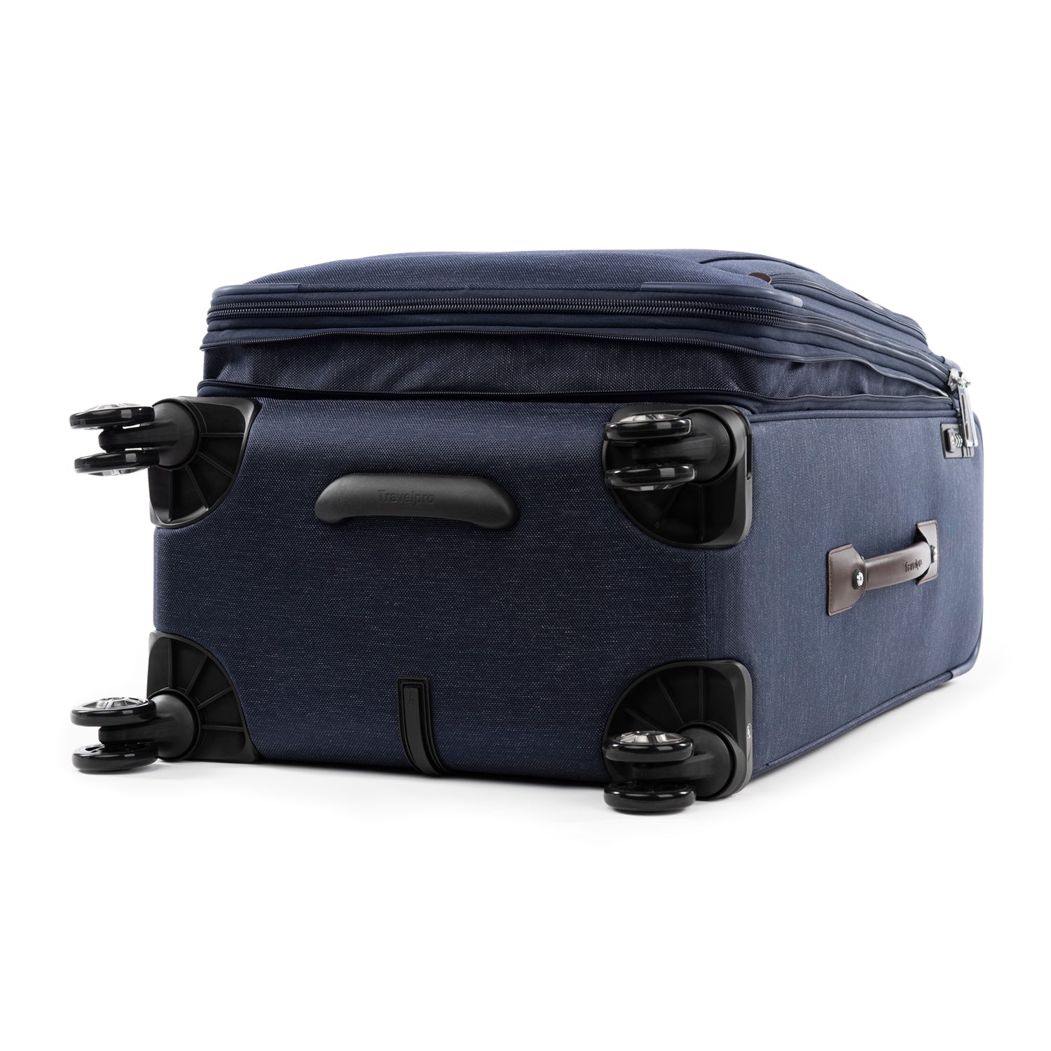 Platinum® Elite Medium Check-in Expandable Softside Spinner 71cm (71 x 47 x 30 cm)