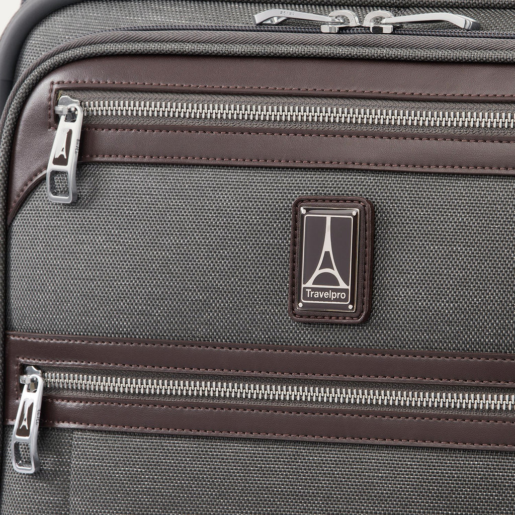 Platinum® Elite Slim Expandable Carry-On Spinner (55 x 40 x 20 cm)