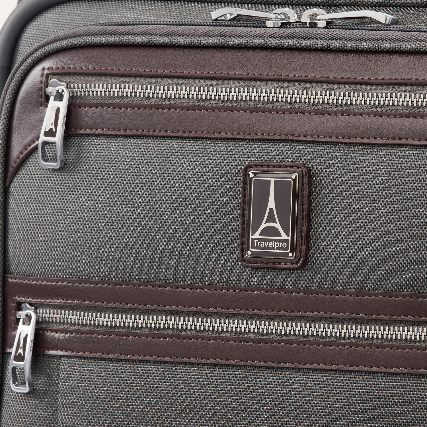 Platinum® Elite Slim Expandable Carry-On Spinner (55 x 40 x 20 cm)