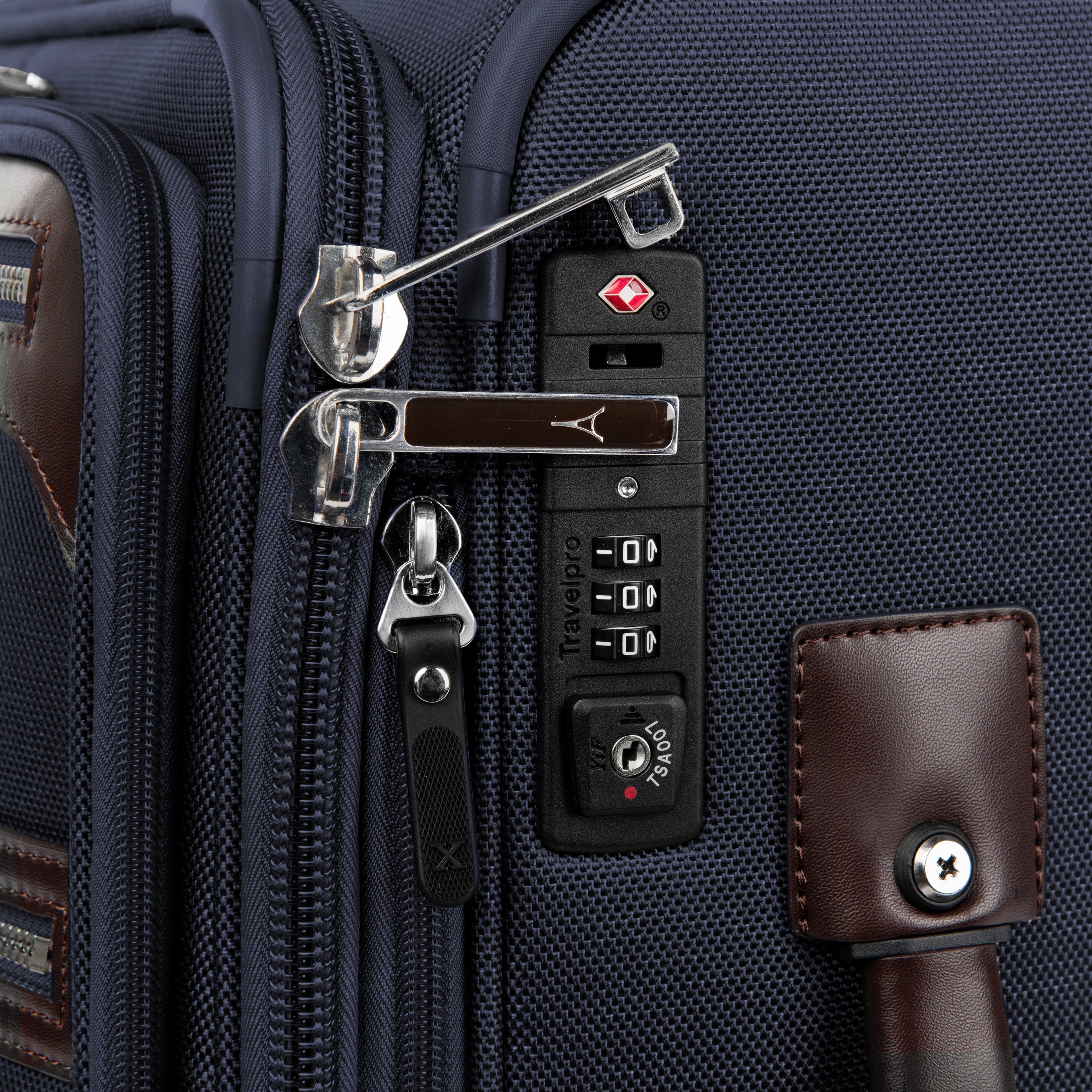 Platinum® Elite Slim Erweiterbar Handgepäck Spinner (55 x 40 x 20 cm)