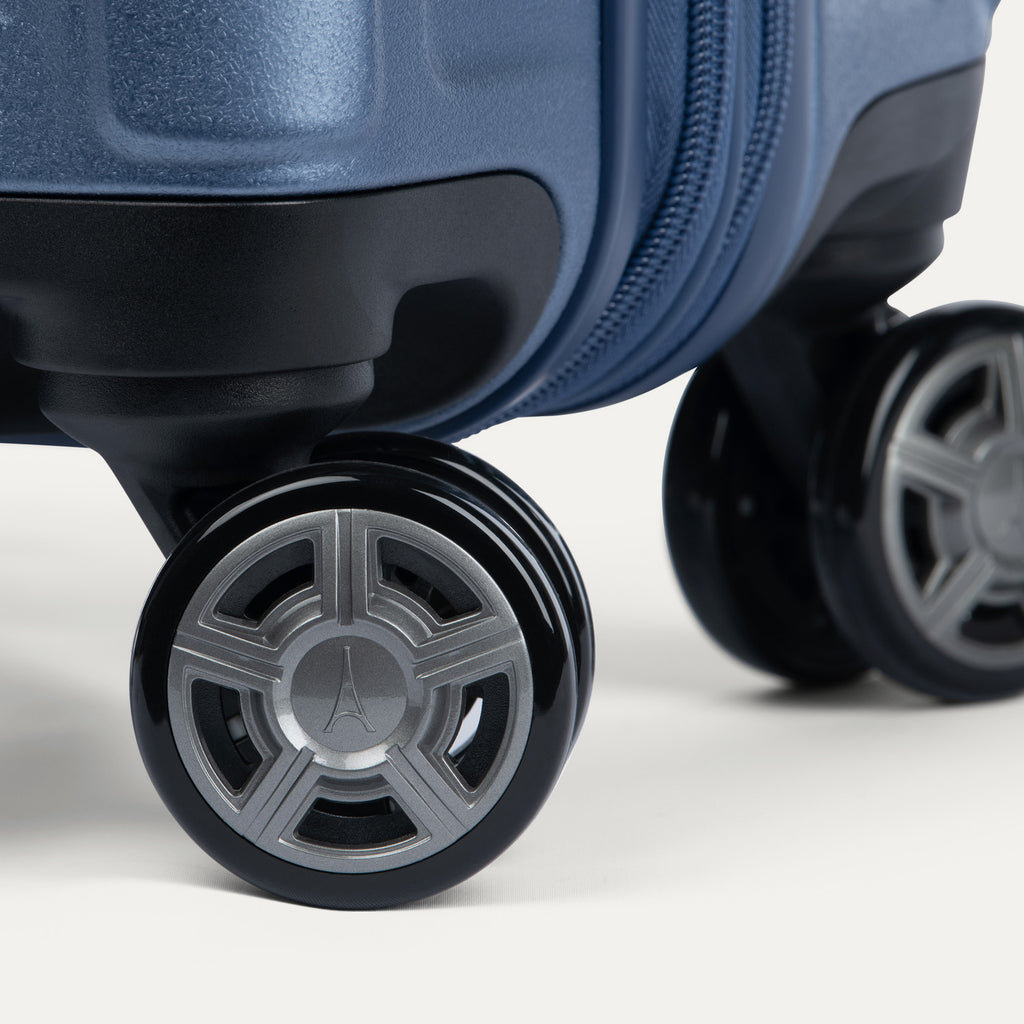 Platinum® Elite Compact Expandable Cabin Hard Shell Spinner 55cm (55 x 35 x 23cm)