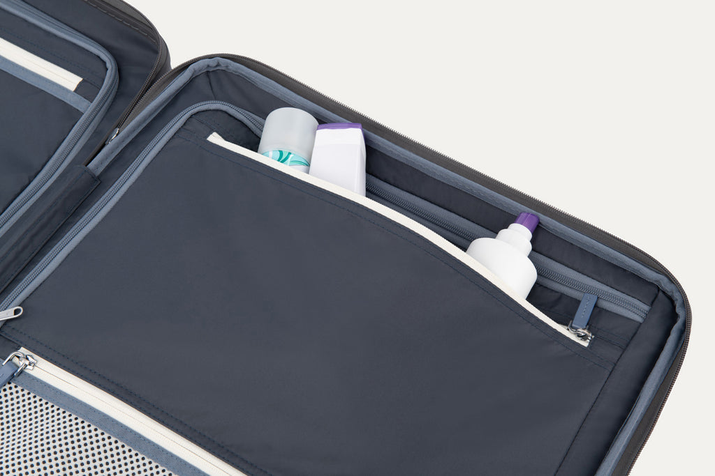 Platinum® Elite Medium Expandable Hard Shell Spinner 69cm (69 x 46 x 33cm)