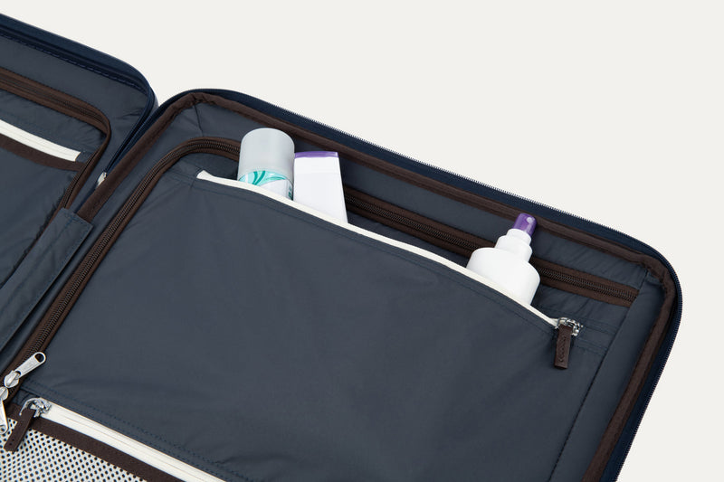 Platinum® Elite Medium Expandable Hard Shell Spinner 69cm (69 x 46 x 33cm)