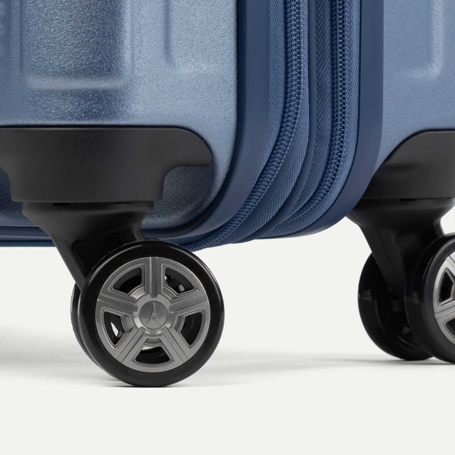 Platinum® Elite Expandable Cabin Hard Shell Spinner 55cm (55 x 40 x 20cm)