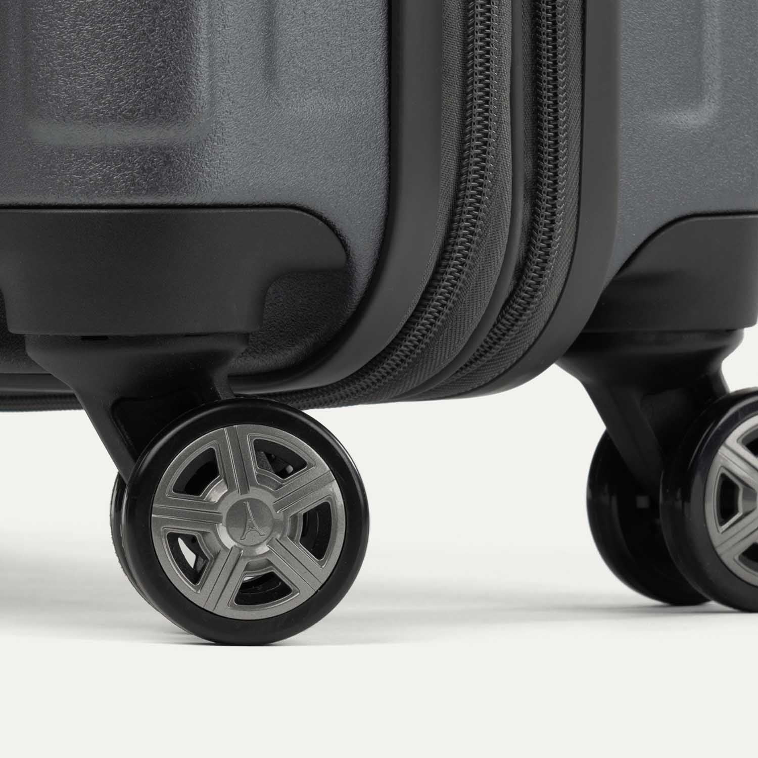 Platinum® Elite Expandable Cabin Hard Shell Spinner 55cm (55 x 40 x 20cm)