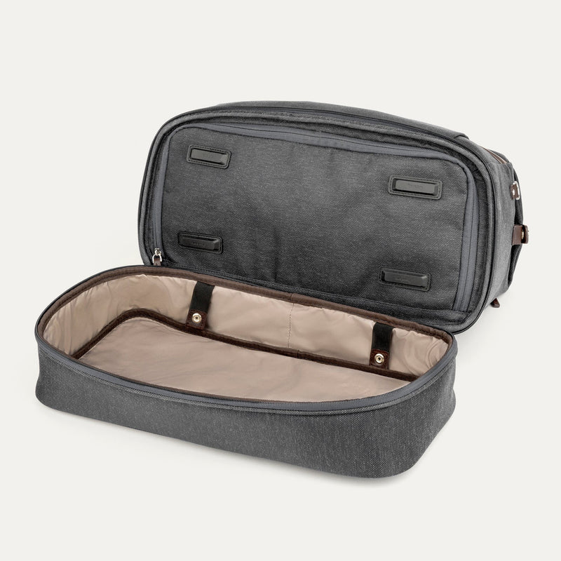 Platinum® Elite Drop-Bottom Weekender (38 x 47 x 23 cm)