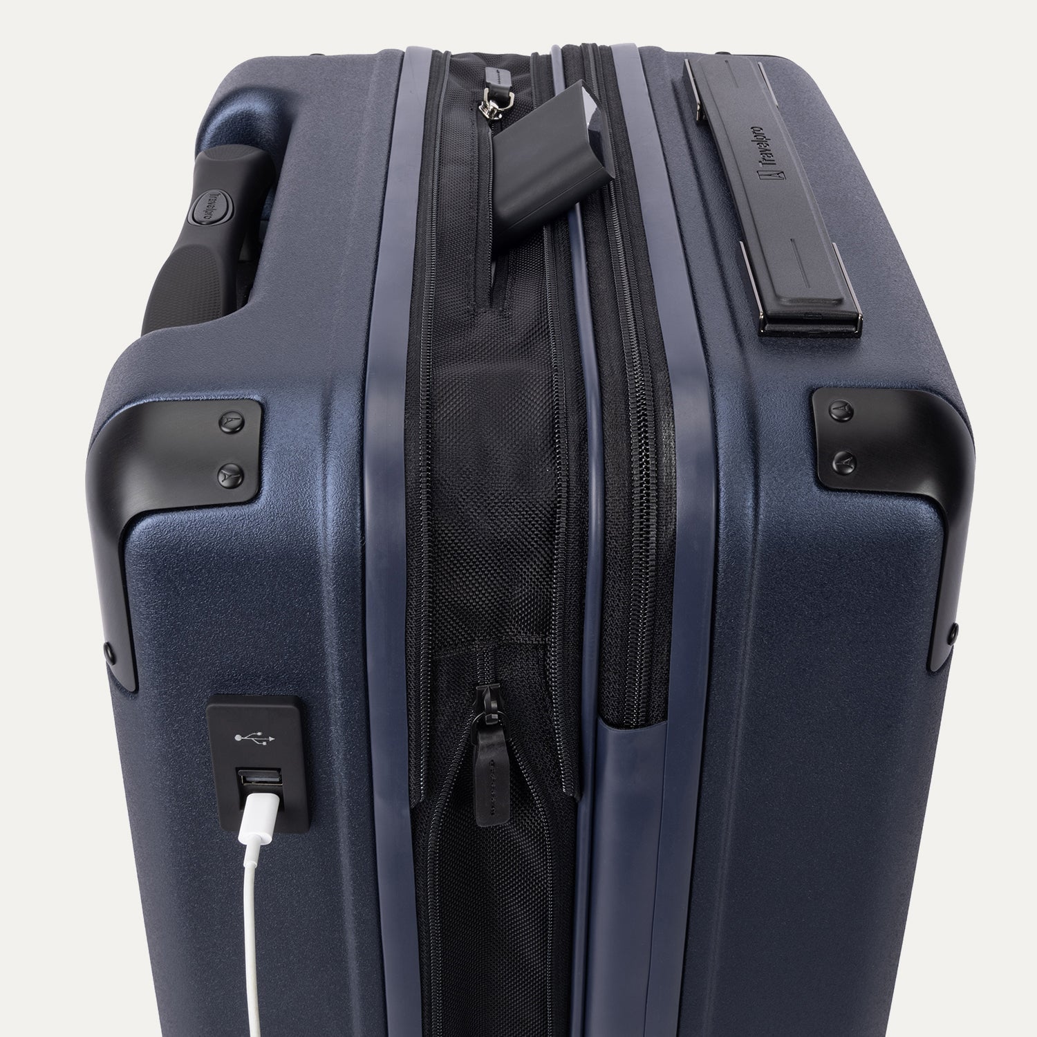 Platinum® Elite Compact Cabin Hardshell Spinner V2 (55.9 x 35.6 x 22.9 cm)