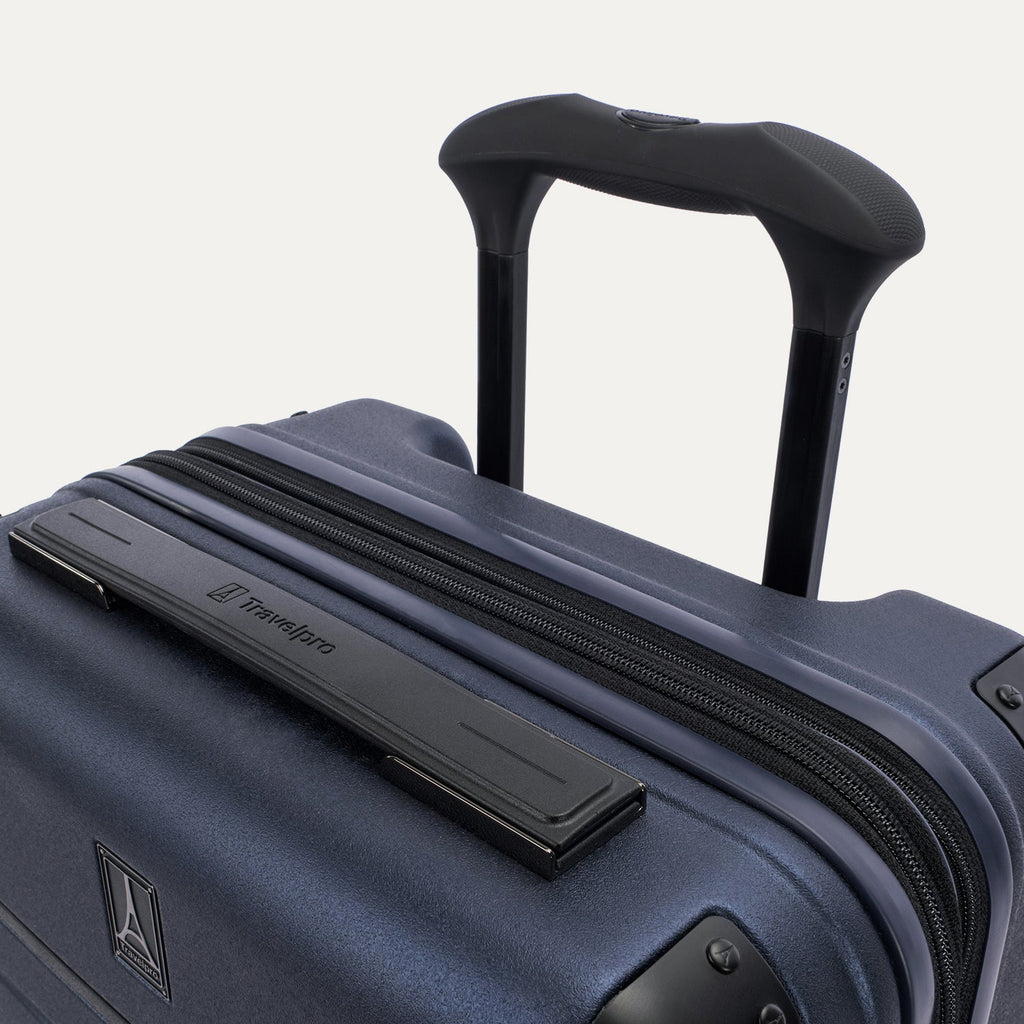 Platinum® Elite Compact Cabin Hardshell Spinner V2 (55.9 x 35.6 x 22.9 cm)