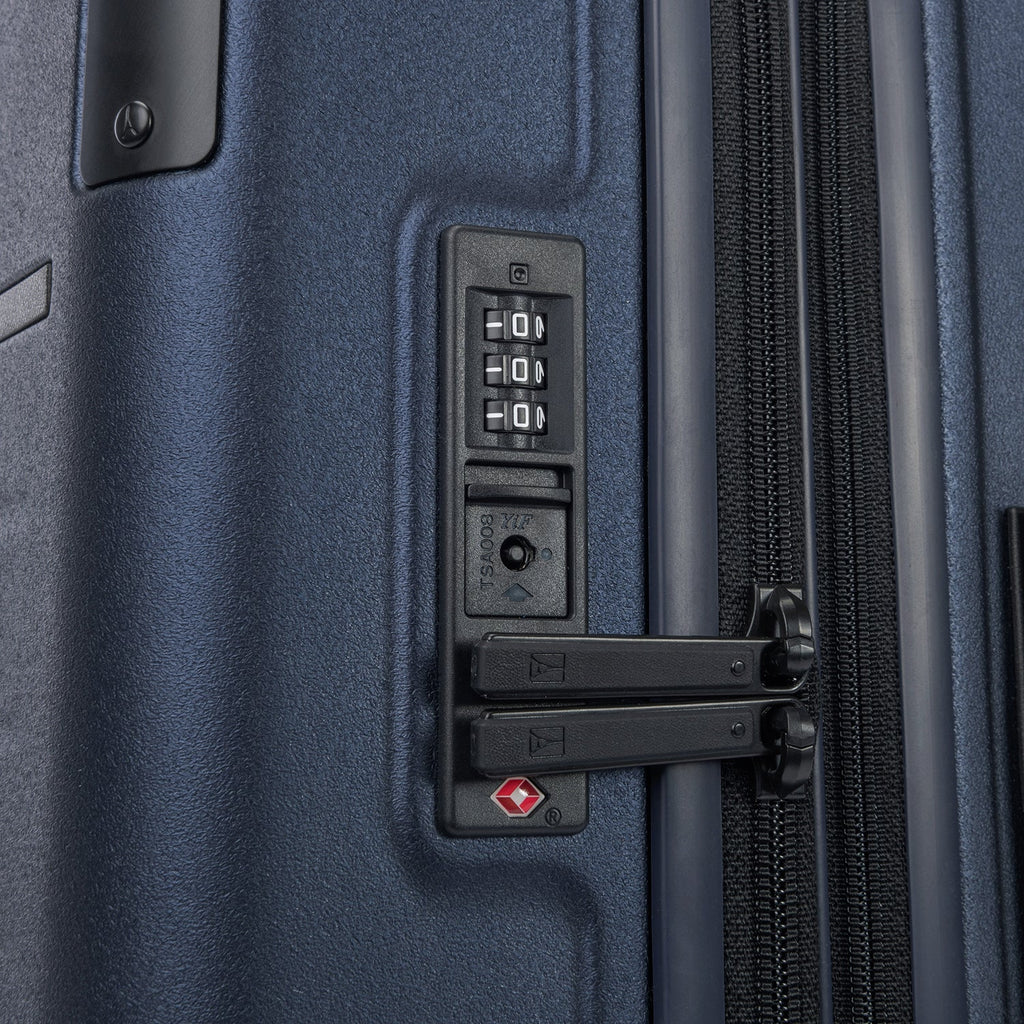 Platinum® Elite Compact Cabin Hardshell Spinner V2 (55.9 x 35.6 x 22.9 cm)