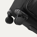 VersaPack®+ Medium Spinner 69cm (69 x 46 x 28 cm)