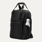 Travelpro® Altitude™ Medium Expandable Laptop Backpack 25-30L (43 x 37 x 22 cm)