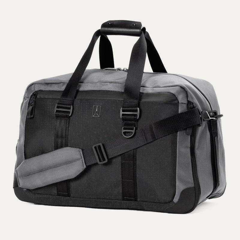 Travelpro® Altitude™ Double Expansion Duffel (32 x 49 x 23 cm)