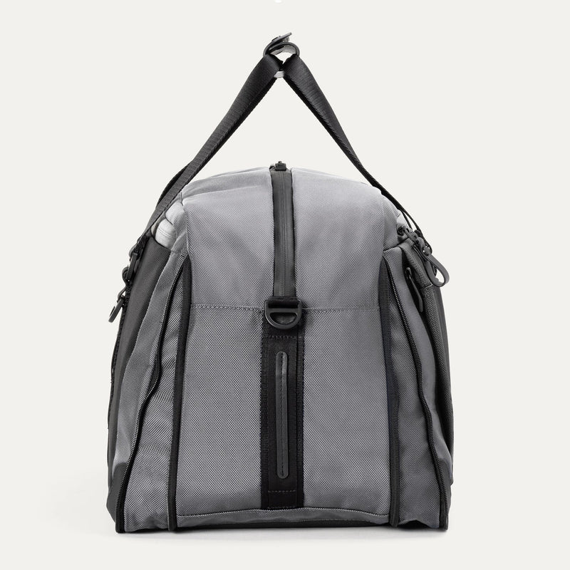 Travelpro® Altitude™ Double Expansion Duffel (32 x 49 x 23 cm)