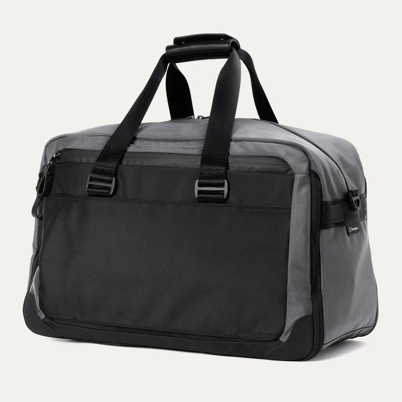 Travelpro® Altitude™ Double Expansion Duffel (32 x 49 x 23 cm)