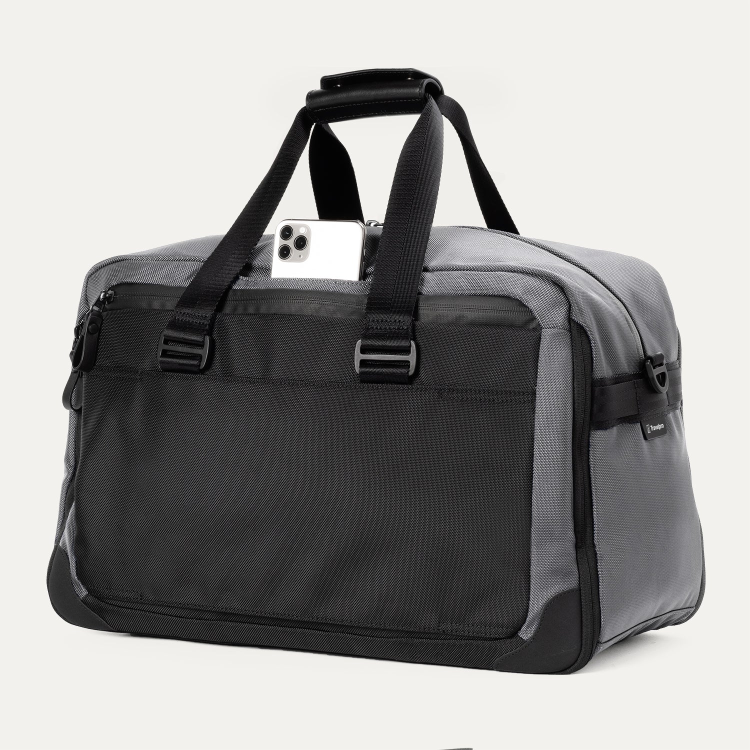 Travelpro® Altitude™ Double Expansion Duffel (32 x 49 x 23 cm)