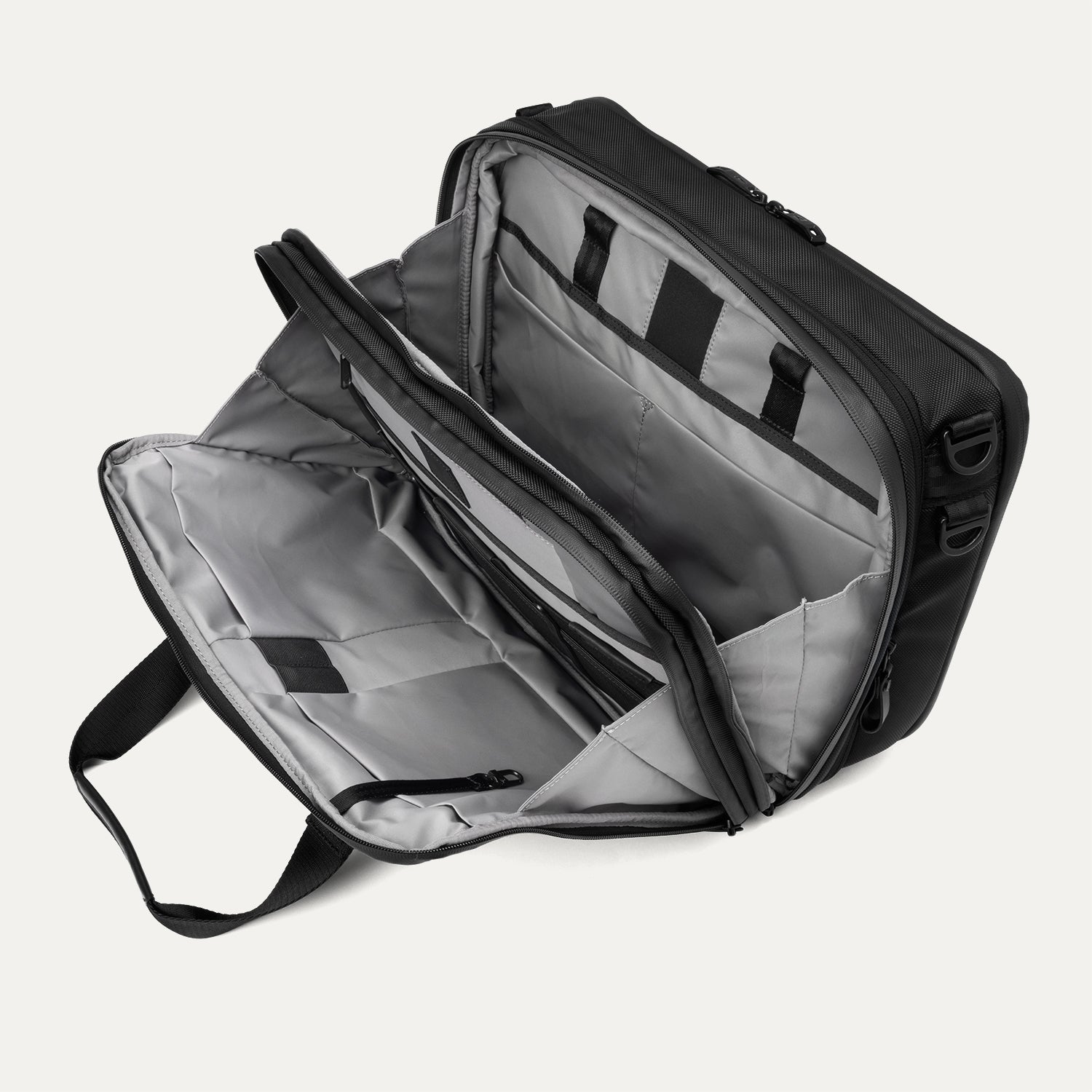 Travelpro® Altitude™ Full Expansion Brief (31 x 41 x 6cm)