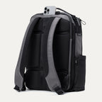 Travelpro® Altitude™ Slim Expandable Laptop Backpack 20-24L (41 x 34 x 20 cm)