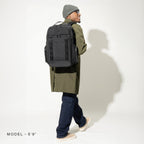 Travelpro® Altitude™ Großer erweiterbarer Laptop-Rucksack 30-36L (46 x 38 x 24 cm)
