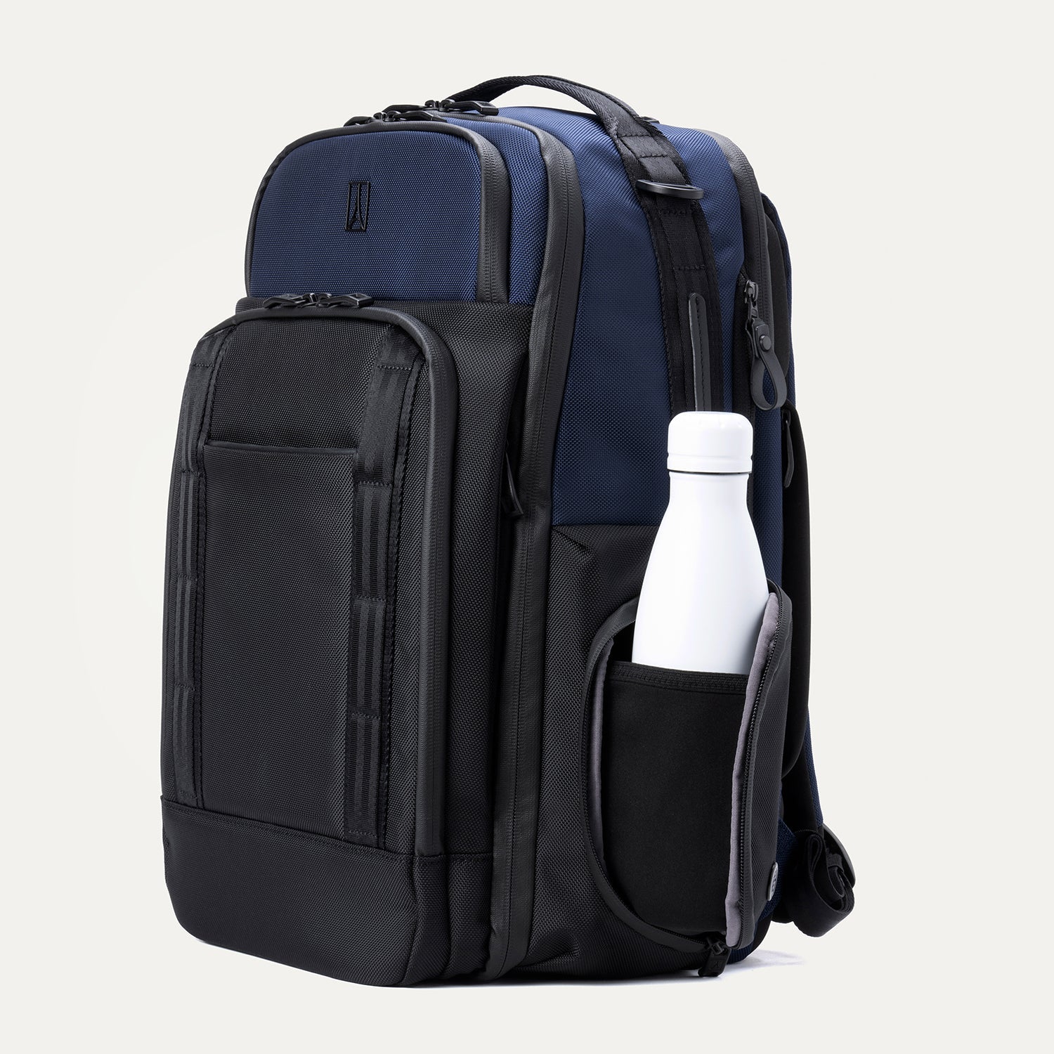 Travelpro® Altitude™ Large Expandable Laptop Backpack 30-36L (46 x 38 x 24 cm)