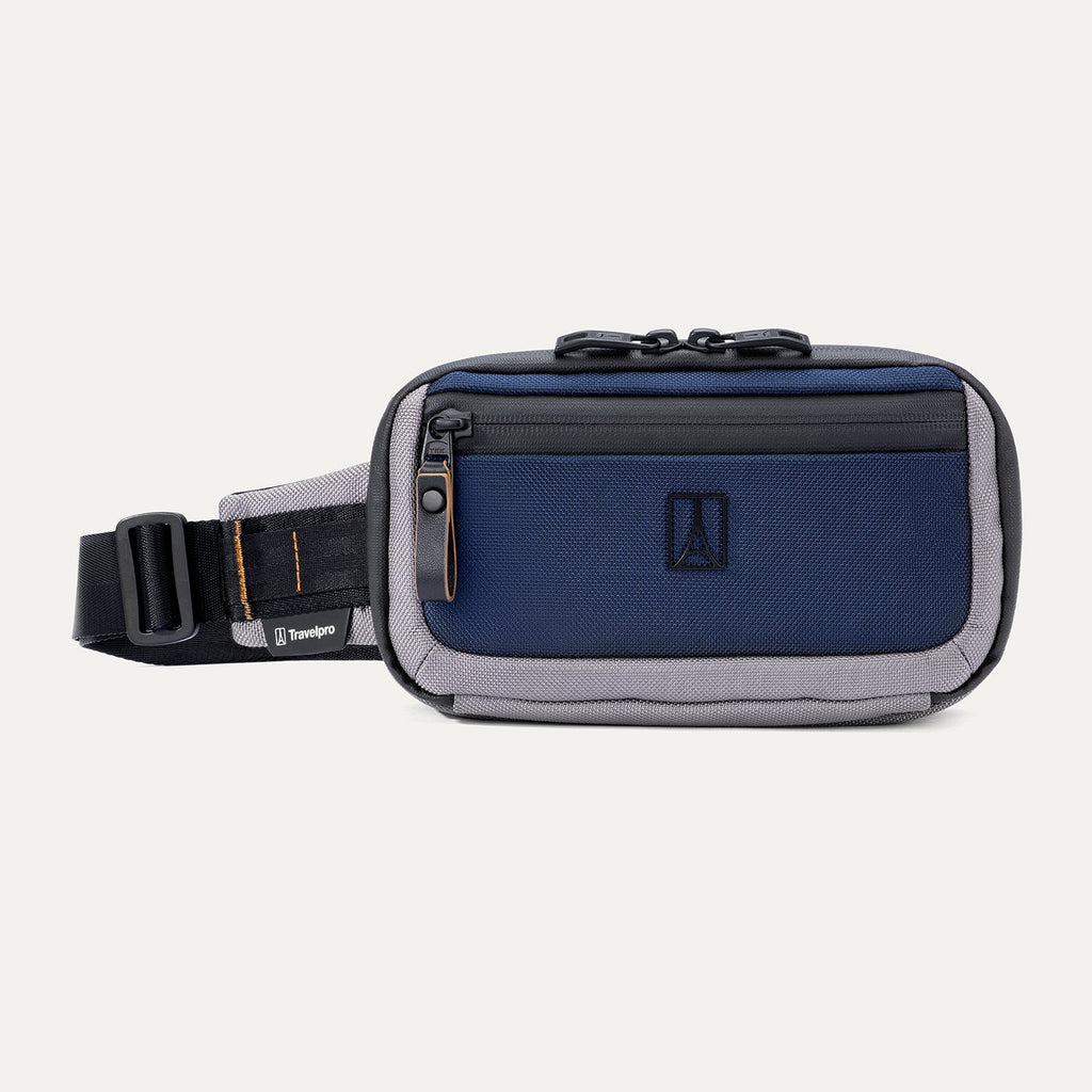 Travelpro® Altitude™ Sling 2L (13 x 23 x 8 cm)
