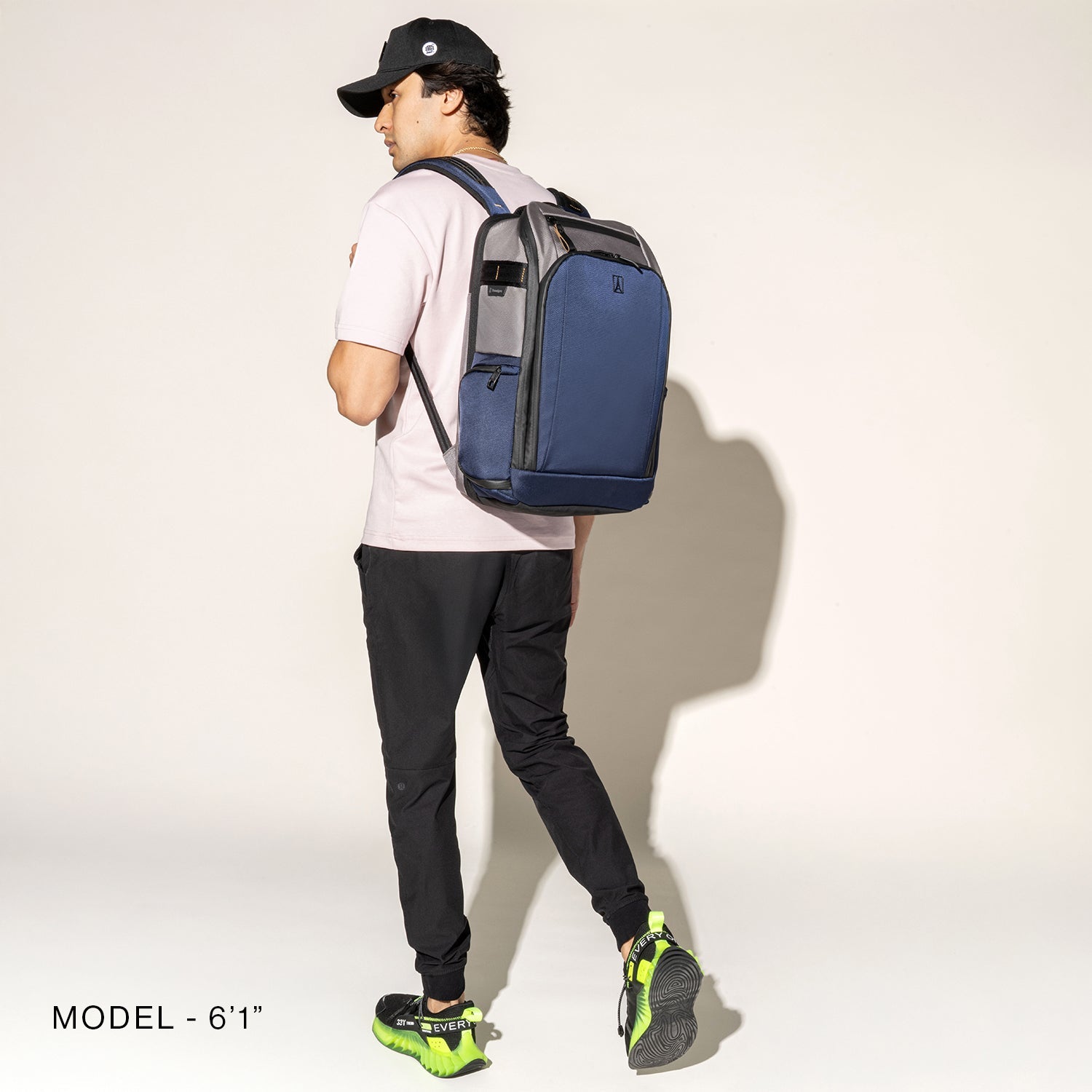 backpacking europe with a laptop Expanding Extra Large Laptop Backpack 24-34L