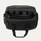 Travelpro® Altitude™ Reisetasche für den Alltag (28 x 43 x 20 cm)
