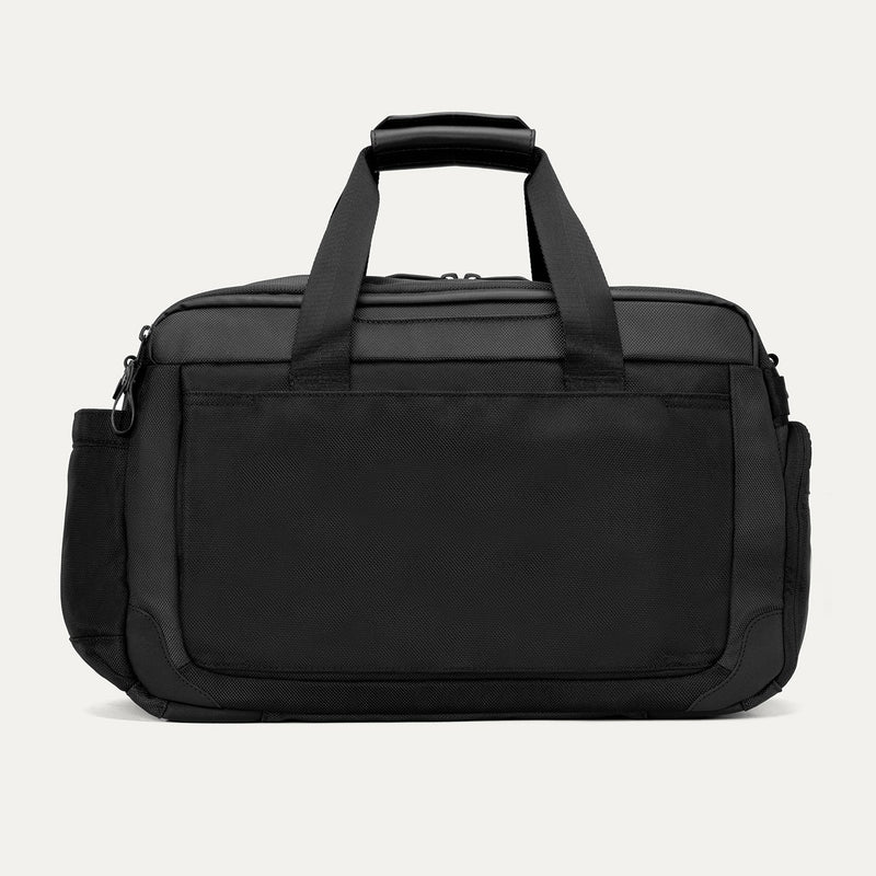 Travelpro® Altitude™ Day-to-Day Duffel (28 x 43 x 20 cm)