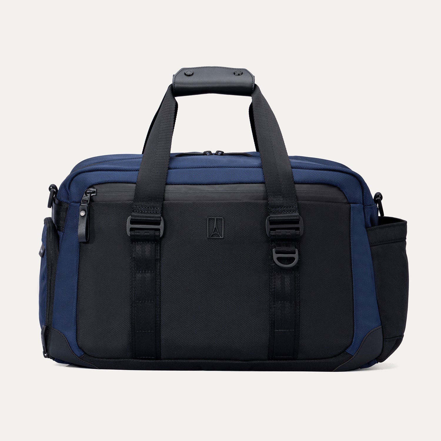 Travelpro® Altitude™ Day-to-Day Duffel (28 x 43 x 20 cm)