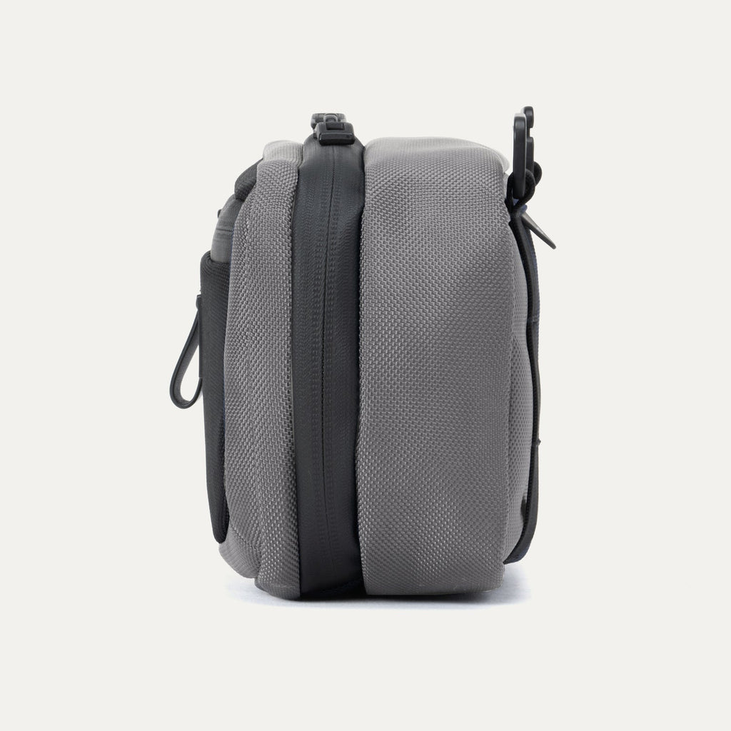 Travelpro® Altitude™ Organisation Kit (13 x 23 x 8 cm)
