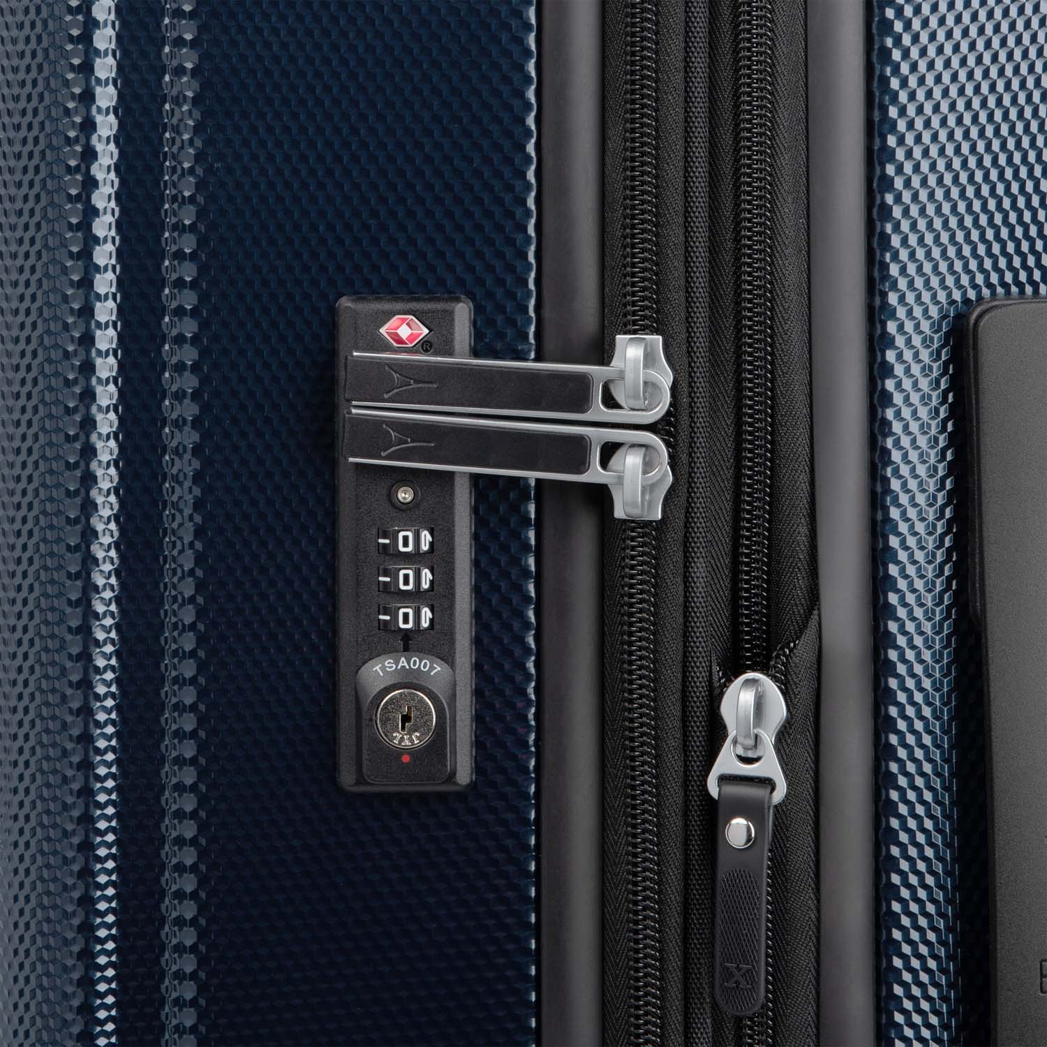 Pathways™ 3.0 - Medium Check-in Hardside Expandable Spinner 70cm (70 x 45 x 29 cm)