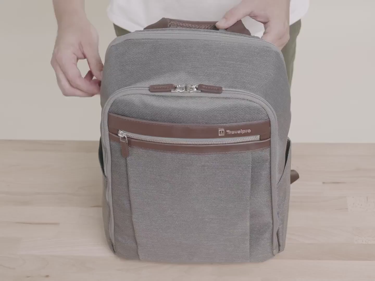 Platinum® Elite Slim Backpack (40  x 30 x 15 cm)